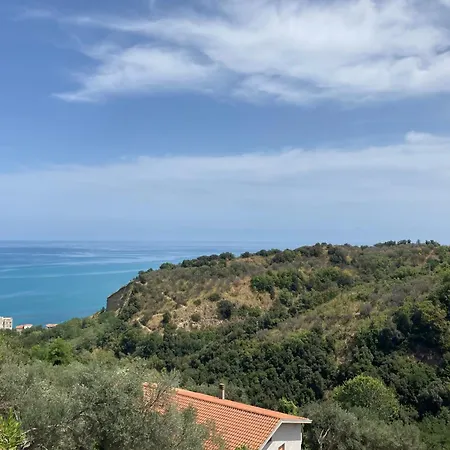 Isola Felice Apartman *